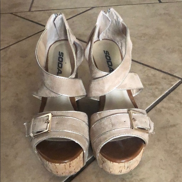 Tan Wedges - Picture 3 of 7